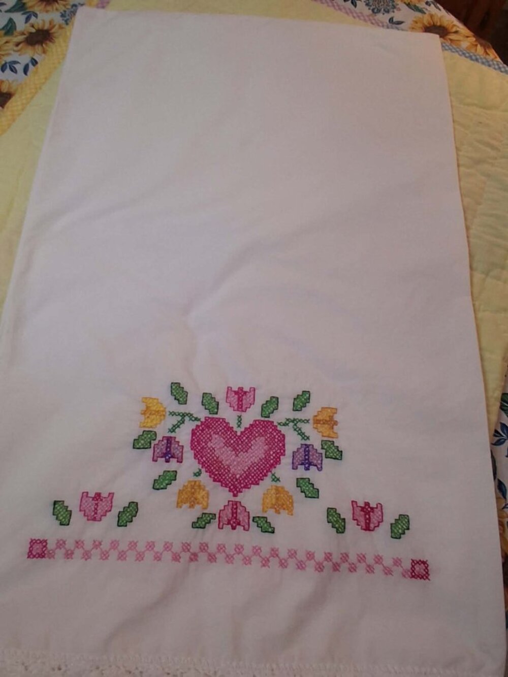 Embroidered Pillow Case (set of 2)